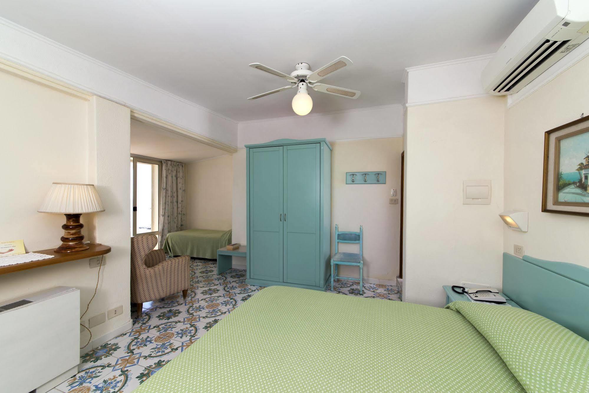 Hotel La Palma Sant'Angelo  Kültér fotó